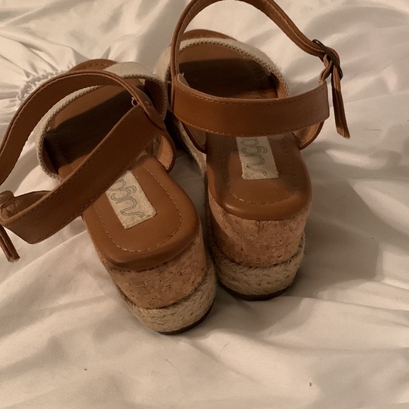 Woman's wedge sandals - Picture 3 of 4